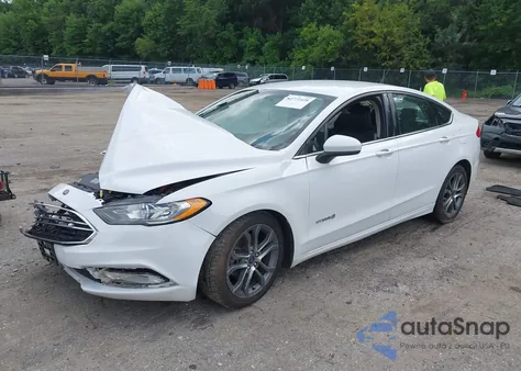 2017 Ford Fusion Hybrid Se из США, поврежденный, VIN 3FA6P0LU1HR285667